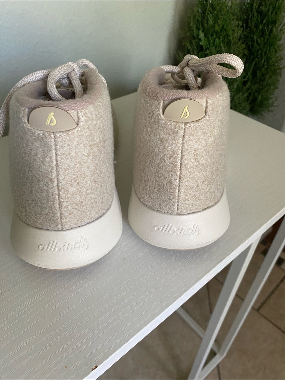 allbirds Light Beige Wool Women's Sneakers size 10 View 3